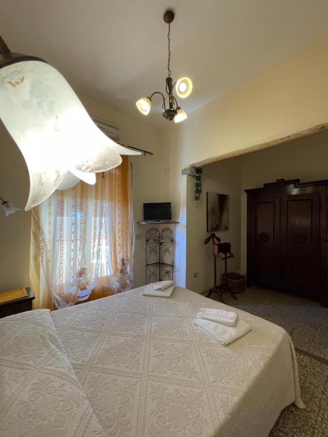 Fera5 Hotel Olbia Exterior photo